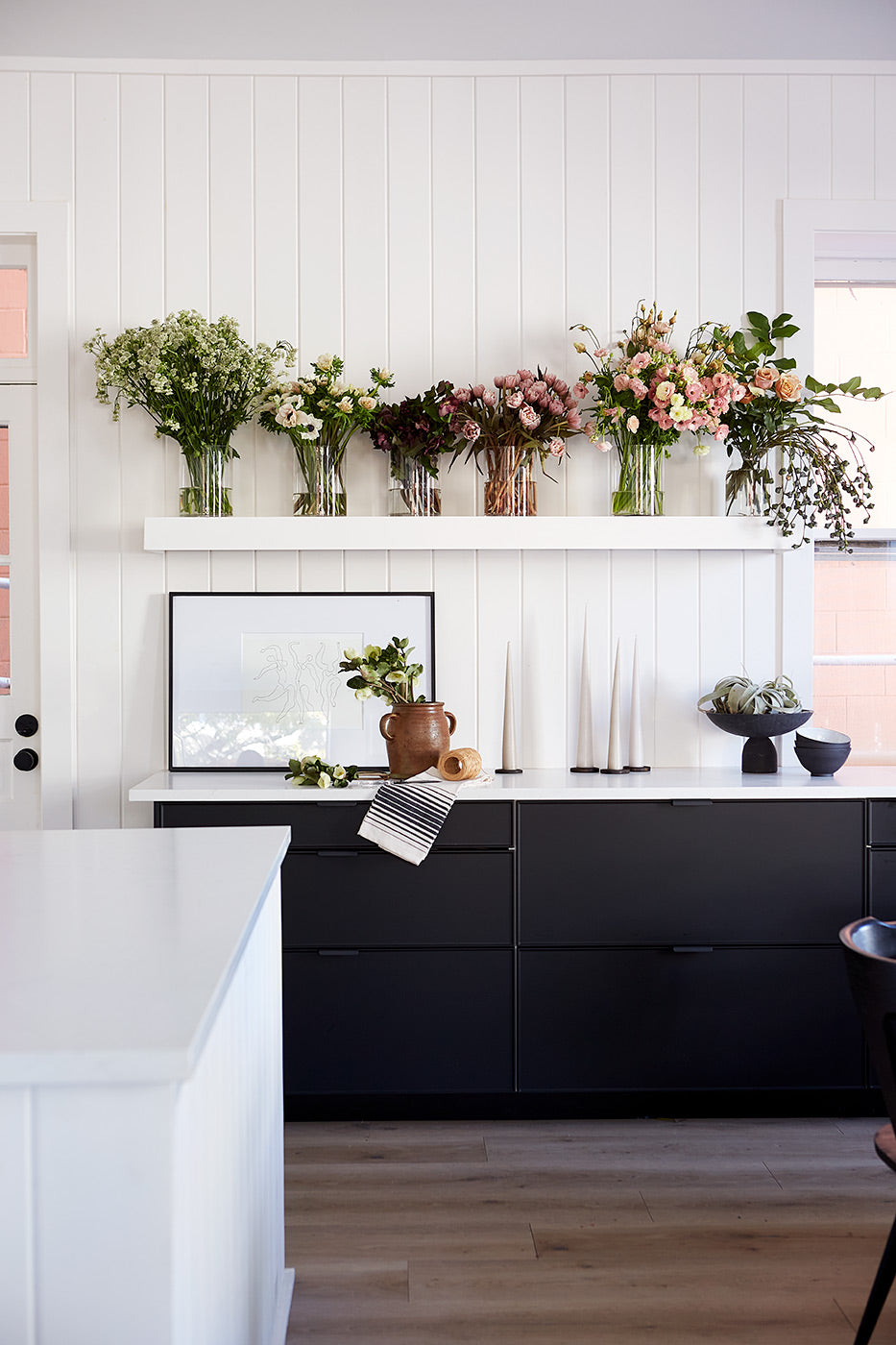 arrange flowers—tips + tricks from a pro